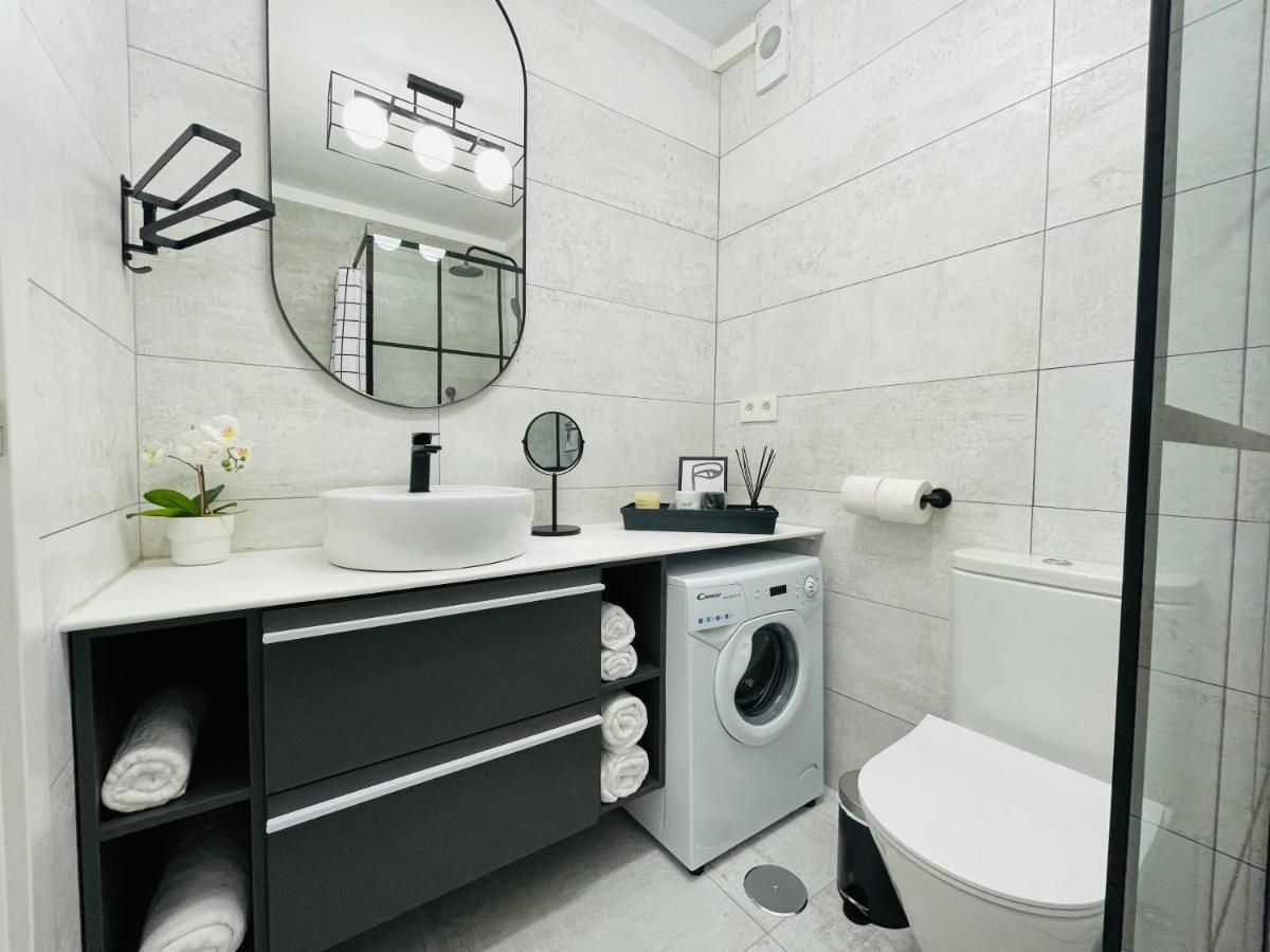 Tenerifeopenhome Central Corner Relax, Wifi, Breakfast, Beach Los Cristisnos Arona  Dış mekan fotoğraf